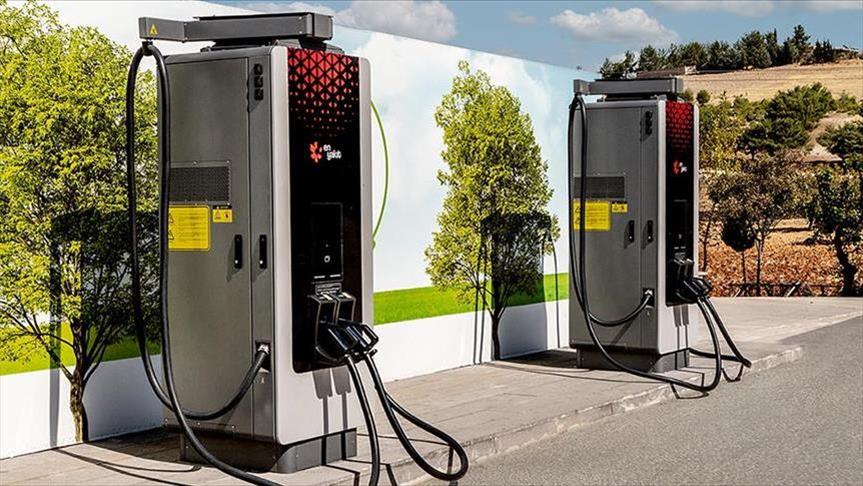 EN YAKIT, elektrikli araç şarj istasyonlarını akıllı sistemlerle güçlendiriyor
