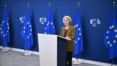 EU lauds US move to sanction major Russian oil companies