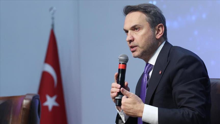 Bakan Bayraktar, EPIX söyleşisinde enerji uzmanlarıyla buluştu