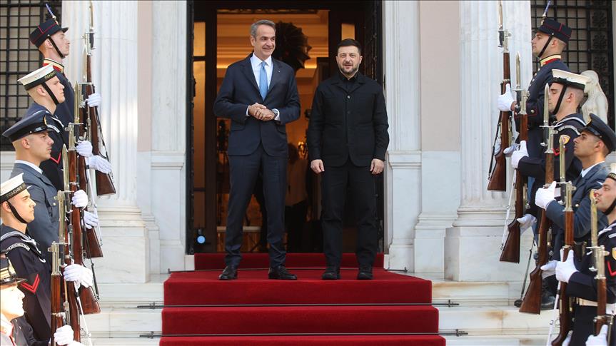 Ukrayna Devlet Başkanı Zelenskiy, Yunanistan'ın başkenti Atina'da temaslarda bulundu