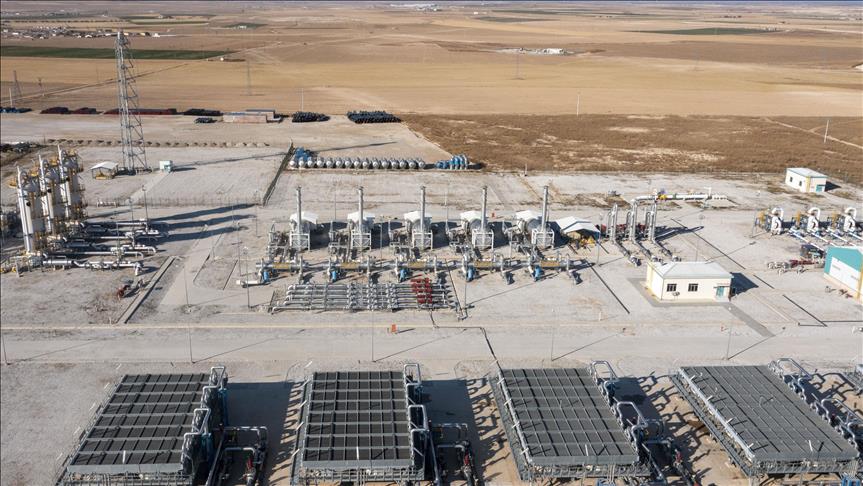 Enerji Bakanı Bayraktar doğal gaz depolarının yüzde 100 doluluğa ulaştığını bildirdi