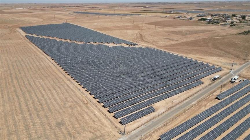 CW Enerji Şanlıurfa'da arazi GES kurulumu gerçekleştirdi