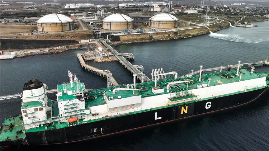 Rusya'nın Arktik'e yönelik ilk yerli yapım LNG tankeri teslim edildi