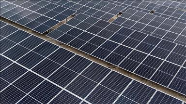 US judge blocks Trump move to cancel $27.5M in clean-energy grants