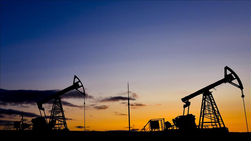 Oil prices set to post weekly increase on Fed uncertainty, geopolitical risks