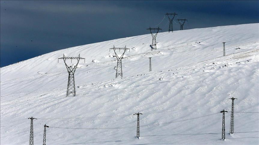 Over 800K in US left without power after massive winter storm