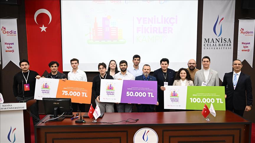 Aydem Perakende ve Gediz Perakende'nin Yenilikçi Fikirler Kampı'nda gençlerin bilimsel projeleri ödüllendirildi