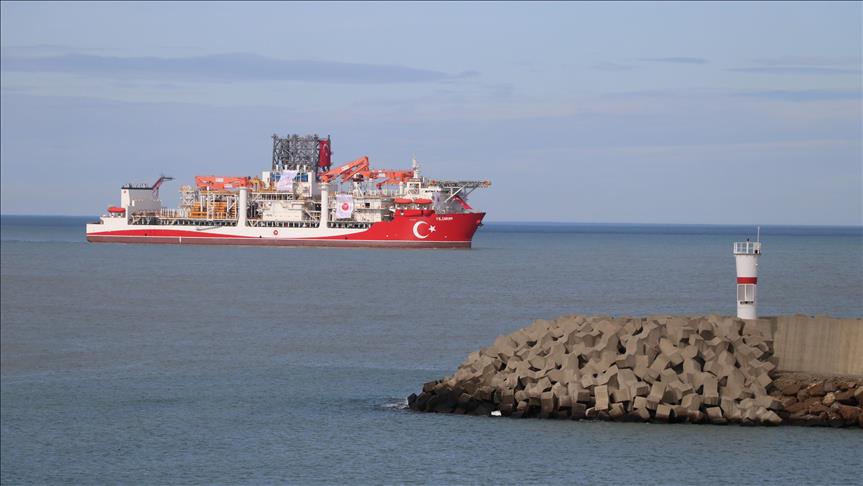 Ultra derin deniz sondaj gemisi "Yıldırım" Filyos Limanı'nda