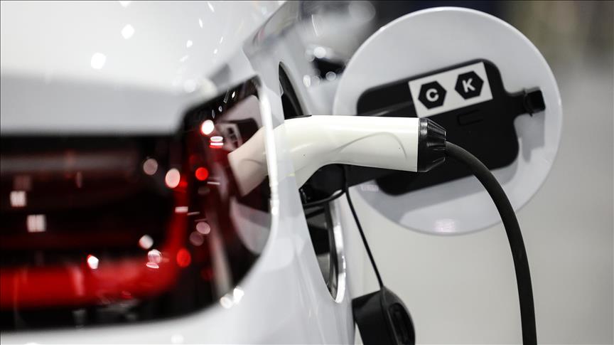 Elektrikli araç küresel satışları ocakta yüzde 3 düşüşle 1,2 milyon oldu
