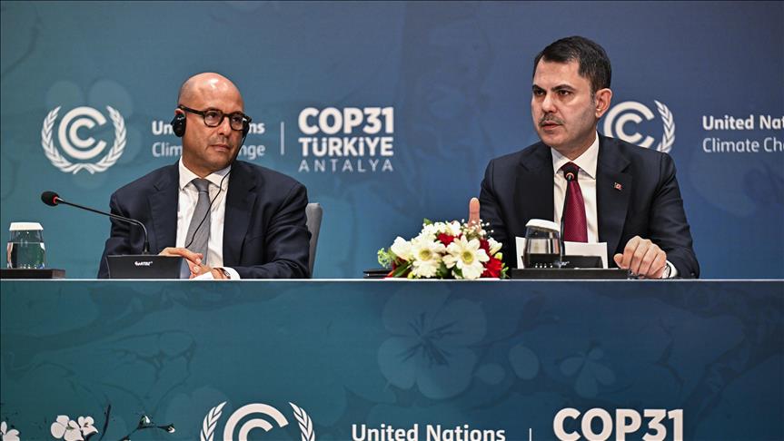 Bakan Kurum, UNFCCC İcra Sekreteri Stiell ile ortak basın toplantısında konuştu: