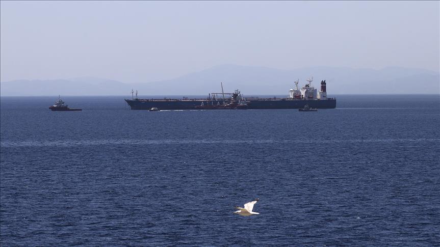 Umman'daki Sultan Kabus Limanı'nda bir petrol tankeri hedef alındı