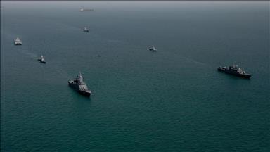 Iran’s Revolutionary Guards threaten to ‘burn’ ships in Strait of Hormuz, halt oil exports