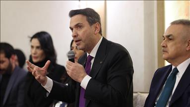 Enerji ve Tabii Kaynaklar Bakanı Bayraktar, Aydın'da gençlerle bir araya geldi: