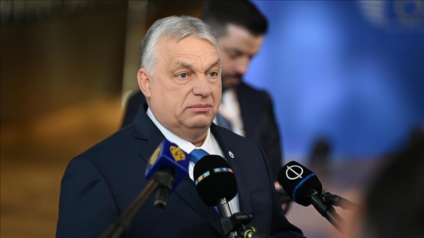 Hungary threatens to halt gas supplies to Ukraine over Russian oil transit dispute