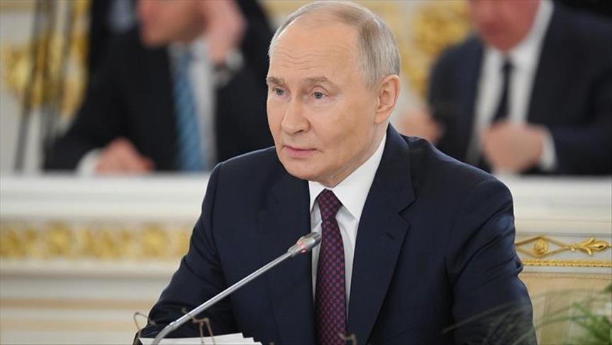 Putin, Rusya'nın enerjide "güvenli sevkiyat güzergahları" sunabileceğini söyledi