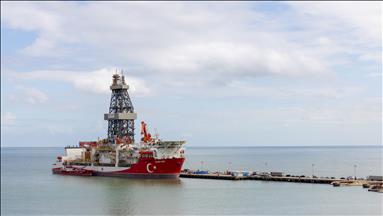 Çağrı Bey derin deniz sondaj gemisi Somali'ye ulaştı