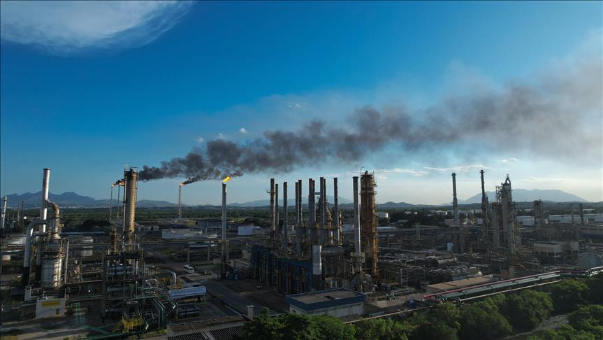 Iran seeks to regain majority of refining, distribution capacity in 2 months