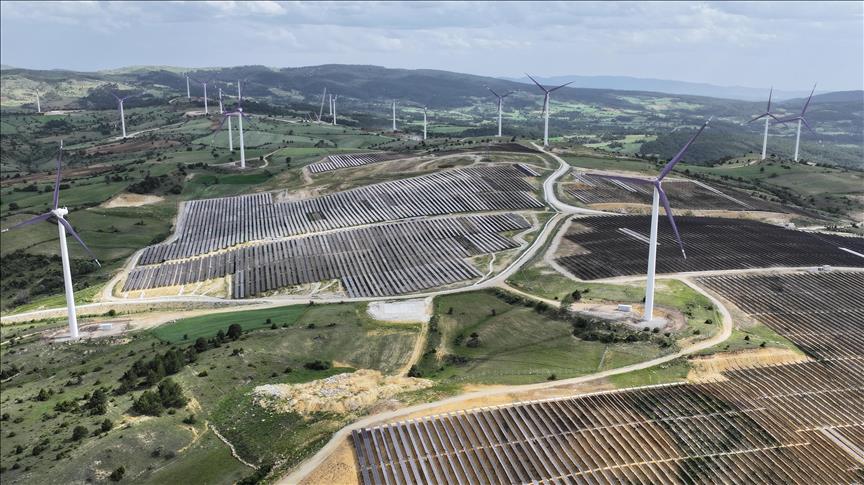 Clean energy dominates global construction pipeline with 72% share