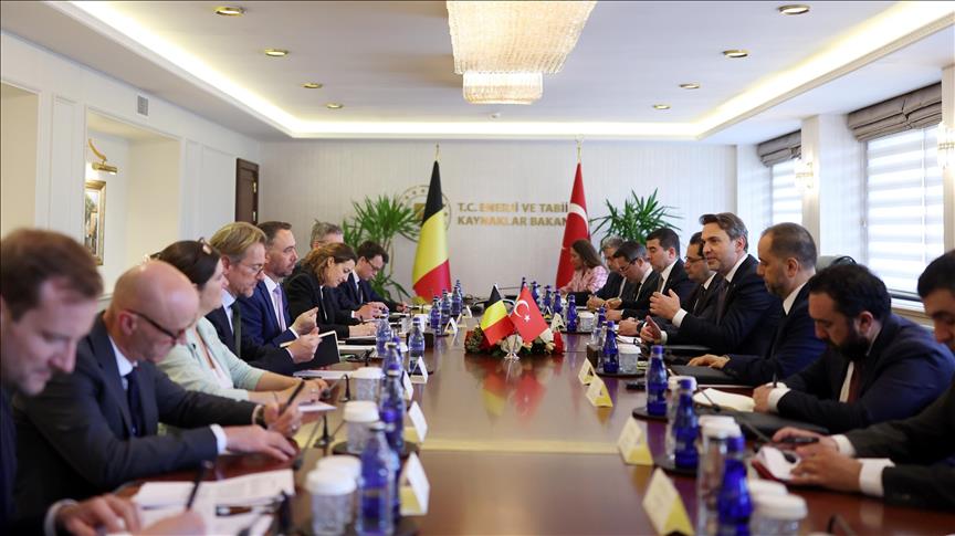 Bakan Bayraktar, Türkiye'nin enerji vizyonunu Belçikalı şirket temsilcileriyle paylaştı: