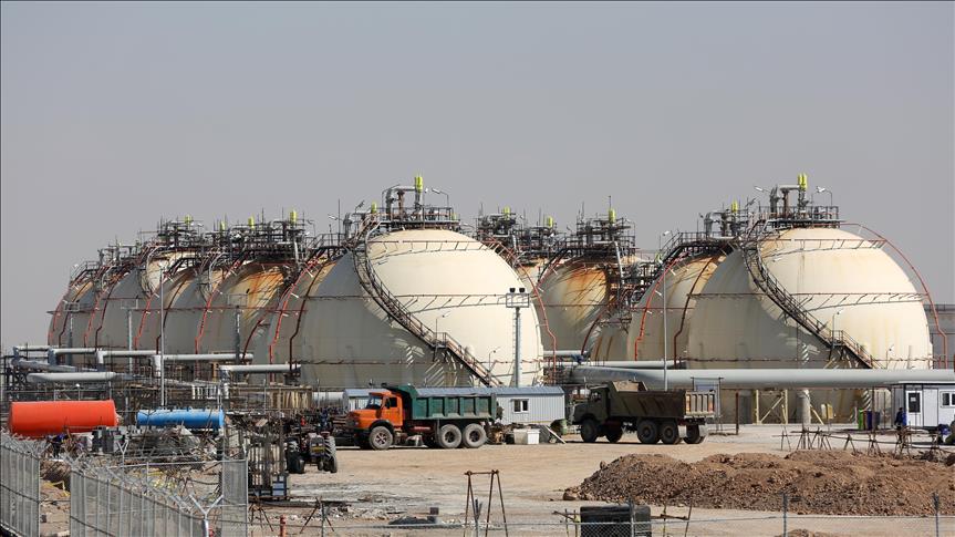 İngiltere, üçüncü ülkelerde rafine edilmiş Rus petrol ürünlerine yaptırımları hafifletti