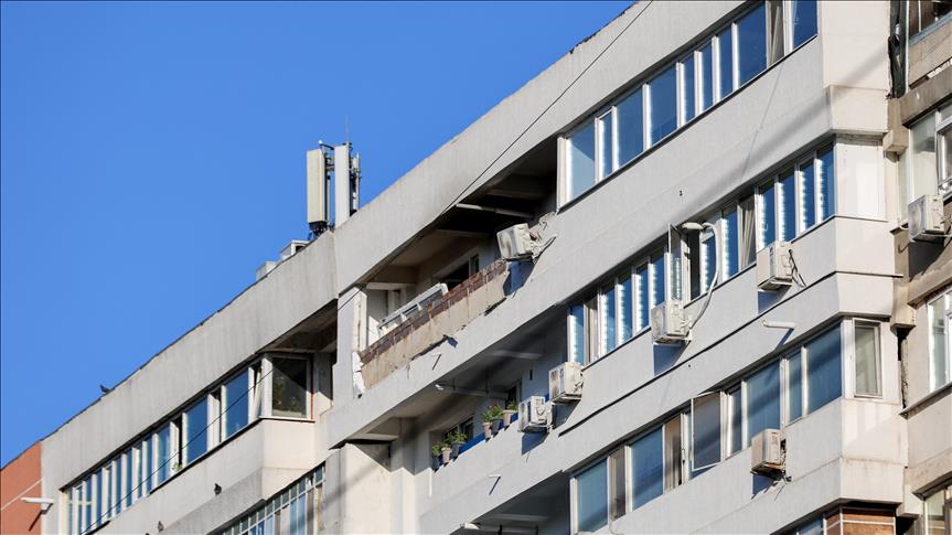 Drone strikes apartment block in Romania near Ukrainian border, 2 injured