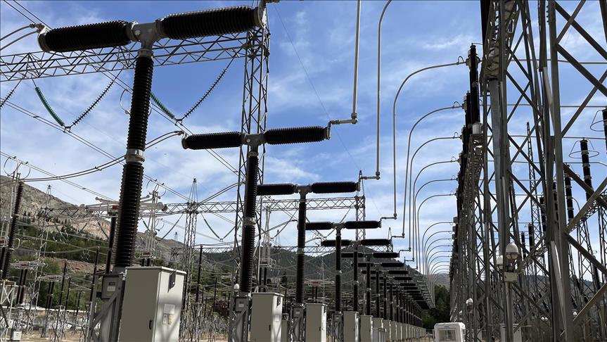 Spot market electricity prices for Sunday, May 31