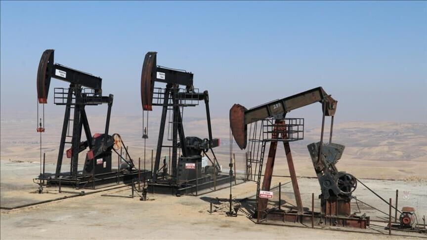 OPEC'in günlük ham petrol üretimi mayısta 180 bin varil azaldı