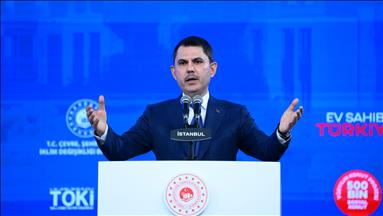 Bakan Kurum, Londra'da "Türkiye Enerji Dönüşümü Yatırım Forumu"nda konuştu:
