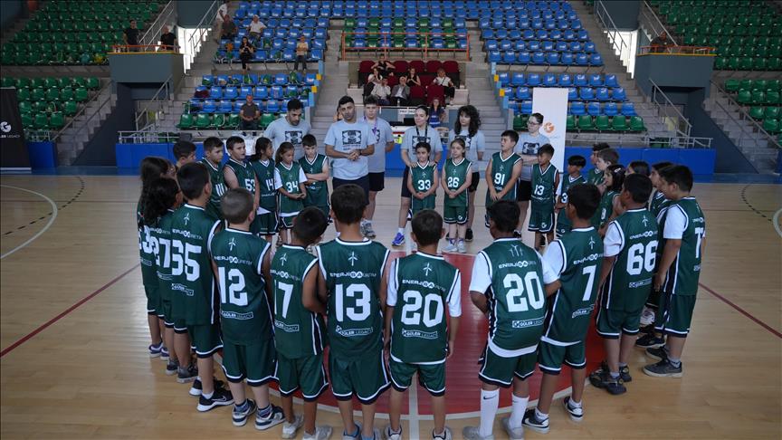 Enerjisa Üretim, 2 bin 500'den fazla çocuğu basketbolla buluşturdu