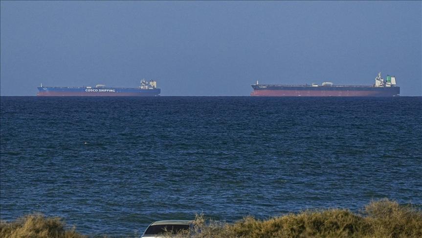 Strait of Hormuz transit gradually accelerates, easing high shipping costs