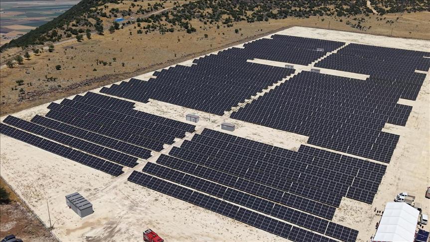 Kahramanmaraş'ta Kuveyt fonu desteğiyle kurulan güneş enerji santrali hizmete açıldı