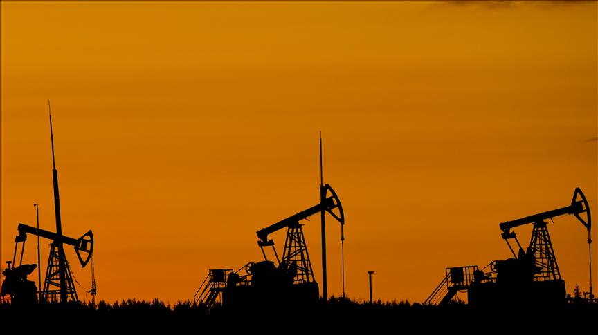Oil prices up on mounting supply concerns over Libya attacks, Hormuz uncertainty