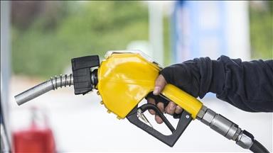 Motorinde "kademeli ÖTV" uygulamasıyla 9 lira indirim oldu