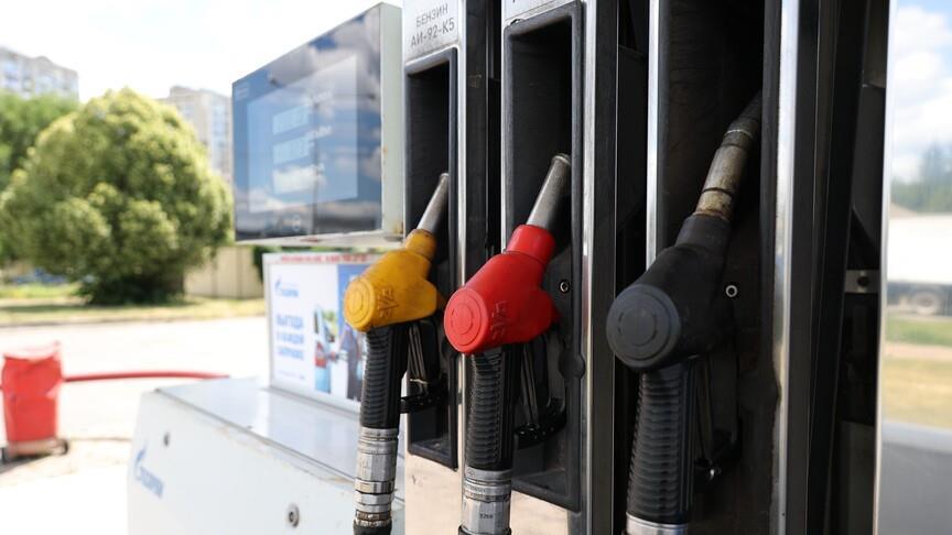 Gulf, Russia supply losses tighten global diesel market
