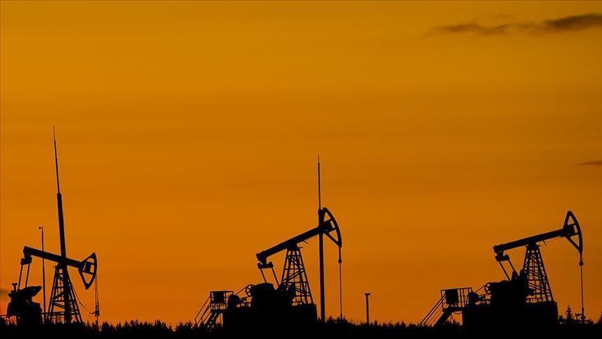 Brent rises above $101 as storm, Houthi attacks fuel supply concerns