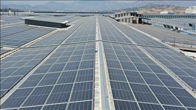 Çevre, Şehircilik ve İklim Değişikliği Bakanlığı binası enerjisini güneşten sağlıyor