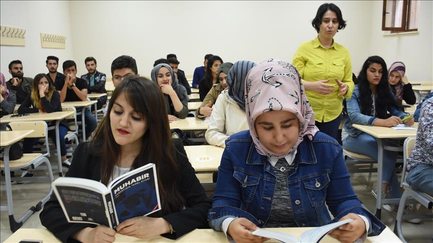 'Muhabir' kaynak kitap oldu