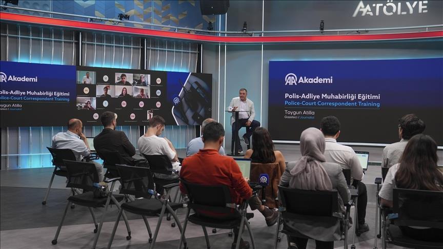 Journalist Toygun Atilla was the guest of AAtölye