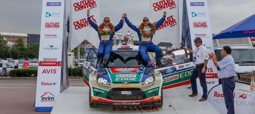 Castrol Ford Team Türkiye, sezonun ilk şampiyonluğunu aldı