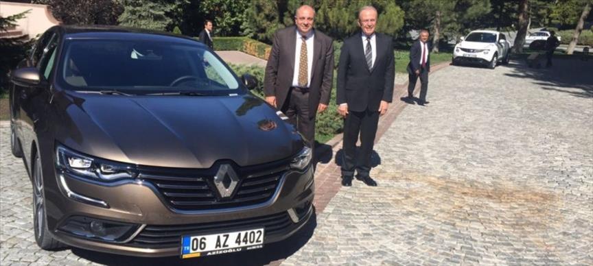 Başbakan Yardımcısı Türkeş, Renault Talisman'ı tercih etti 