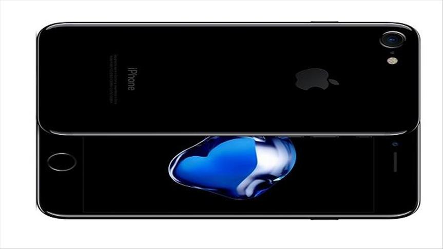 32 GB'lık Jet Black iPhone 7, n11.com'da satışa açıldı
