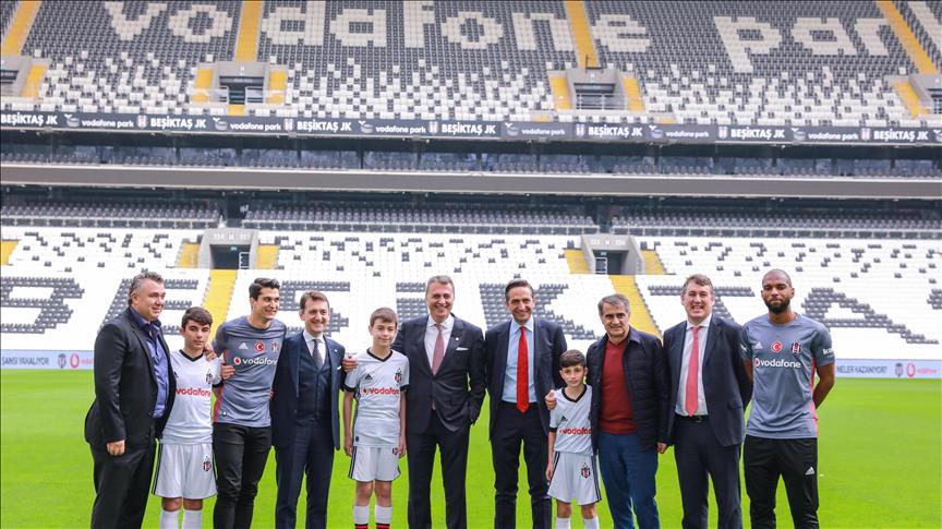 Beşiktaş, Vodafone ile genç yetenekler peşinde 