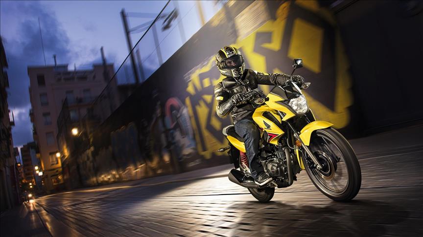 Honda’nın şehirli motosikleti CB125F yollarla buluşuyor