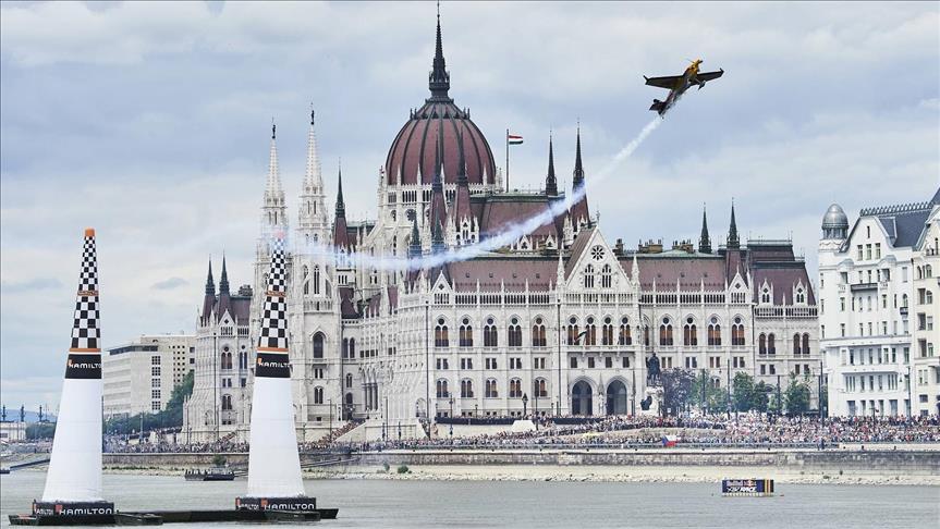 Red Bull Air Race'ta heyecan Macaristan'a taşınıyor
