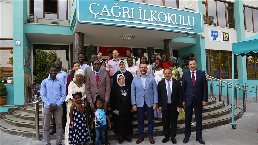 MÜSİAD Ankara, Malili çocuklara kucak açtı 