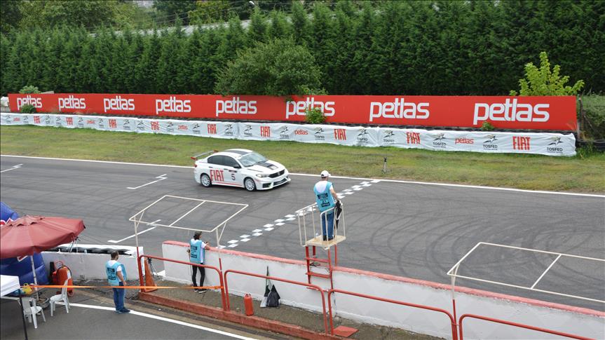 Otomobil sporlarında geleceğin şampiyonlarına Petlas desteği