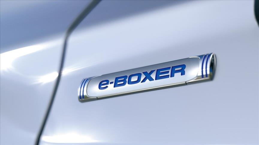 Subaru hibrit e-BOXER motorlu 2 modelini tanıtacak