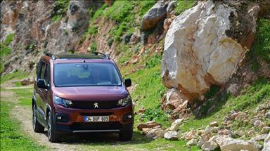 Yeni Peugeot RIFTER, Türkiye'de satışa sunuluyor