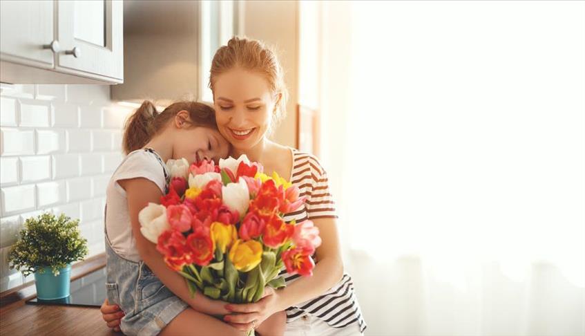 Türk Telekom'dan Anneler Gününe özel "Bi'Dünya Fırsat" 