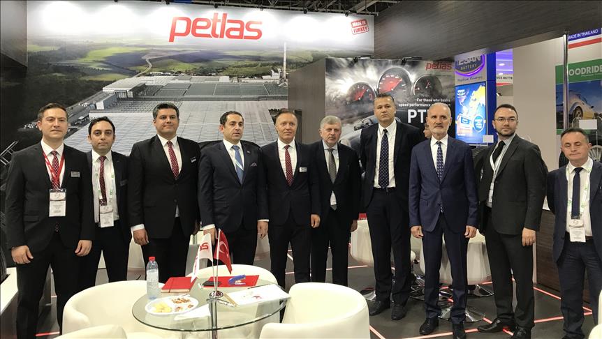 PETLAS, Automechanika Dubai Fuarı'nda ürünlerini sergiledi
